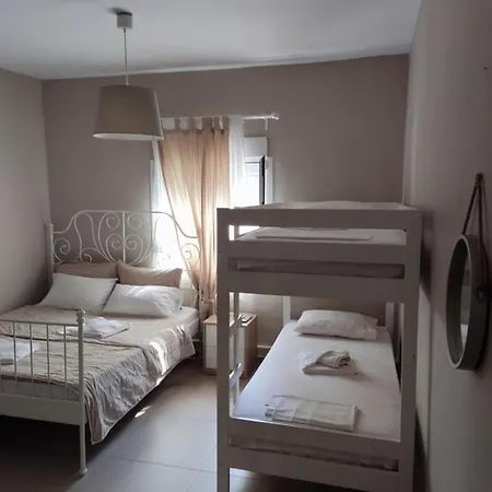 Smaragdi Apartment