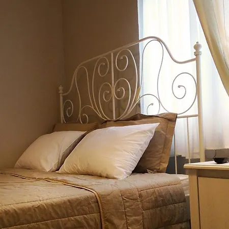 Apartment Smaragdi Pefkari
