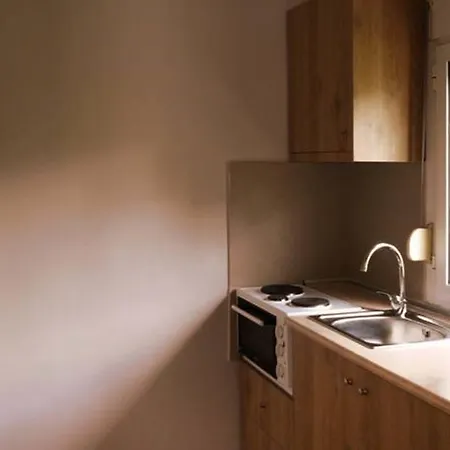 Smaragdi Apartment *